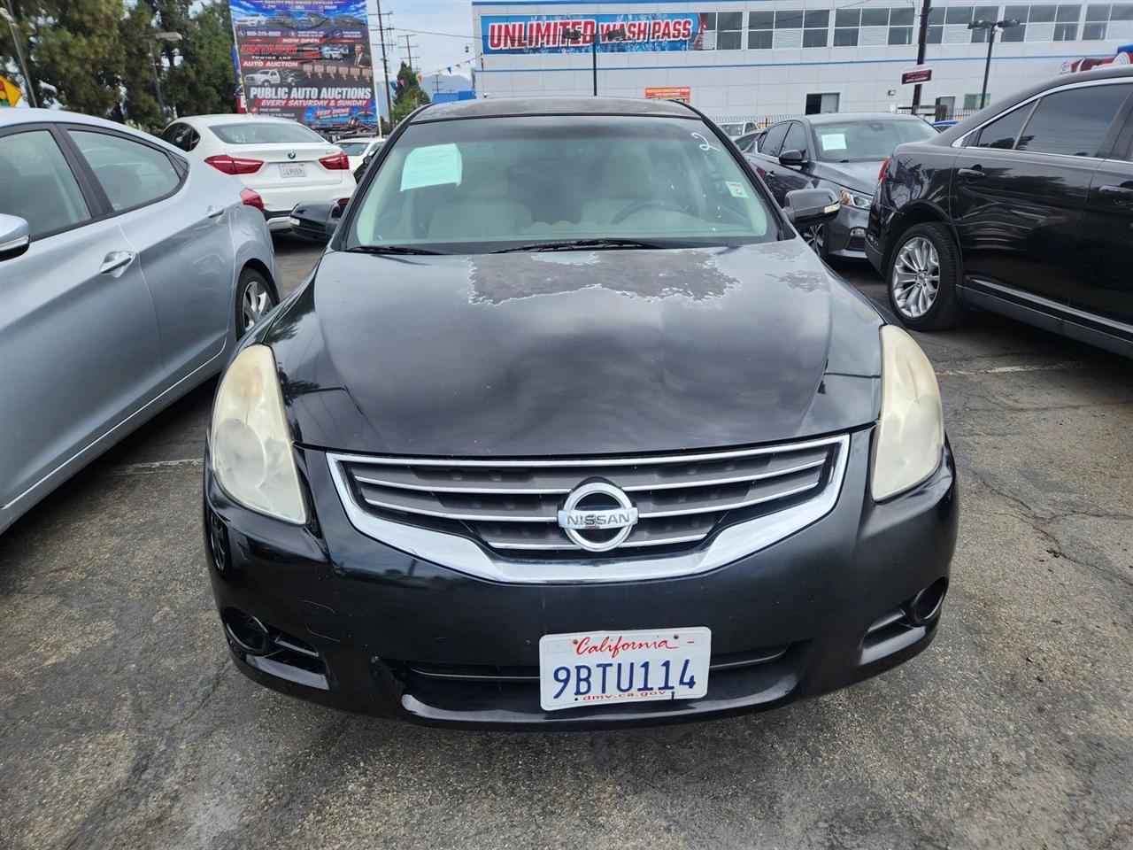 Nissan Altima  2012