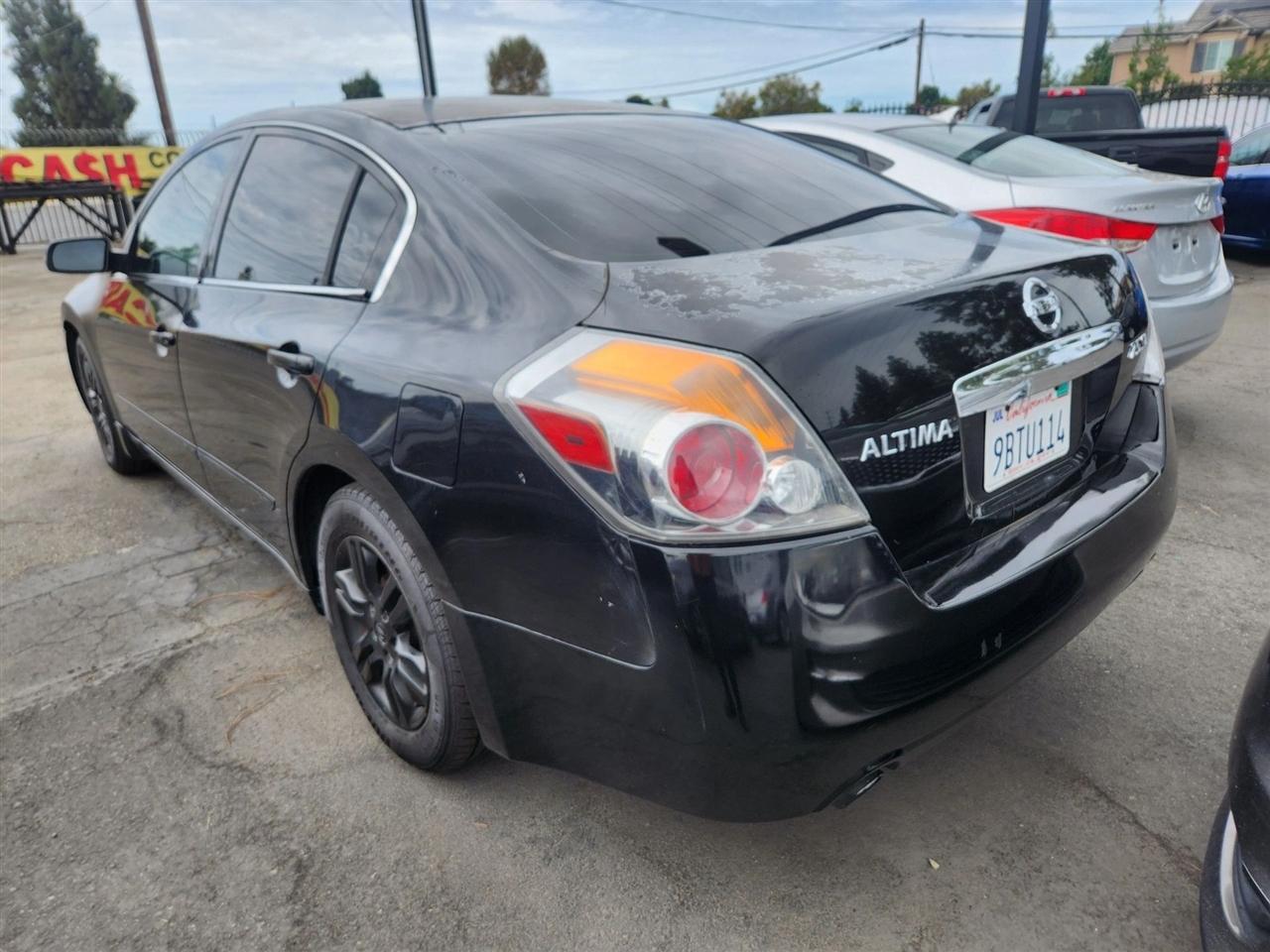 Nissan Altima  2012