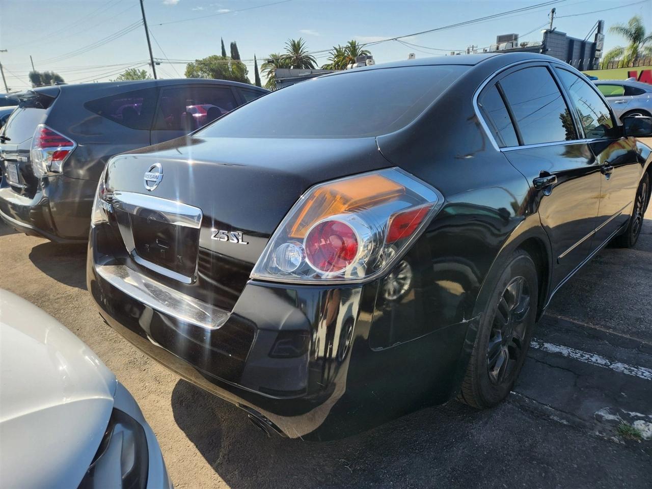 Nissan Altima  2012