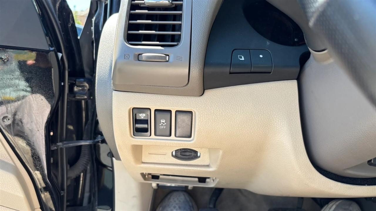 Nissan Altima  2012