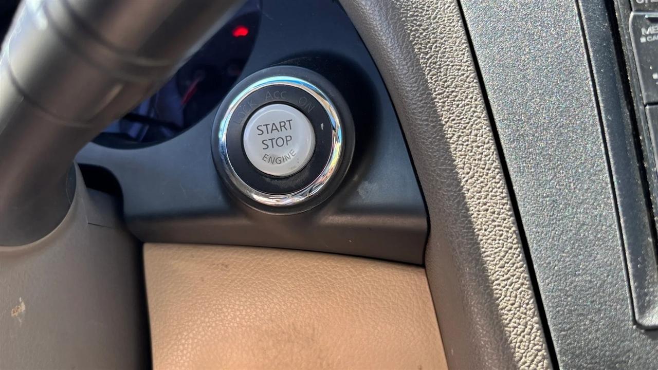 Nissan Altima  2012