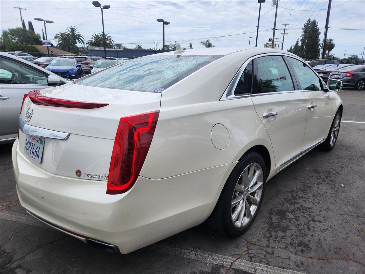 Cadillac XTS  2014