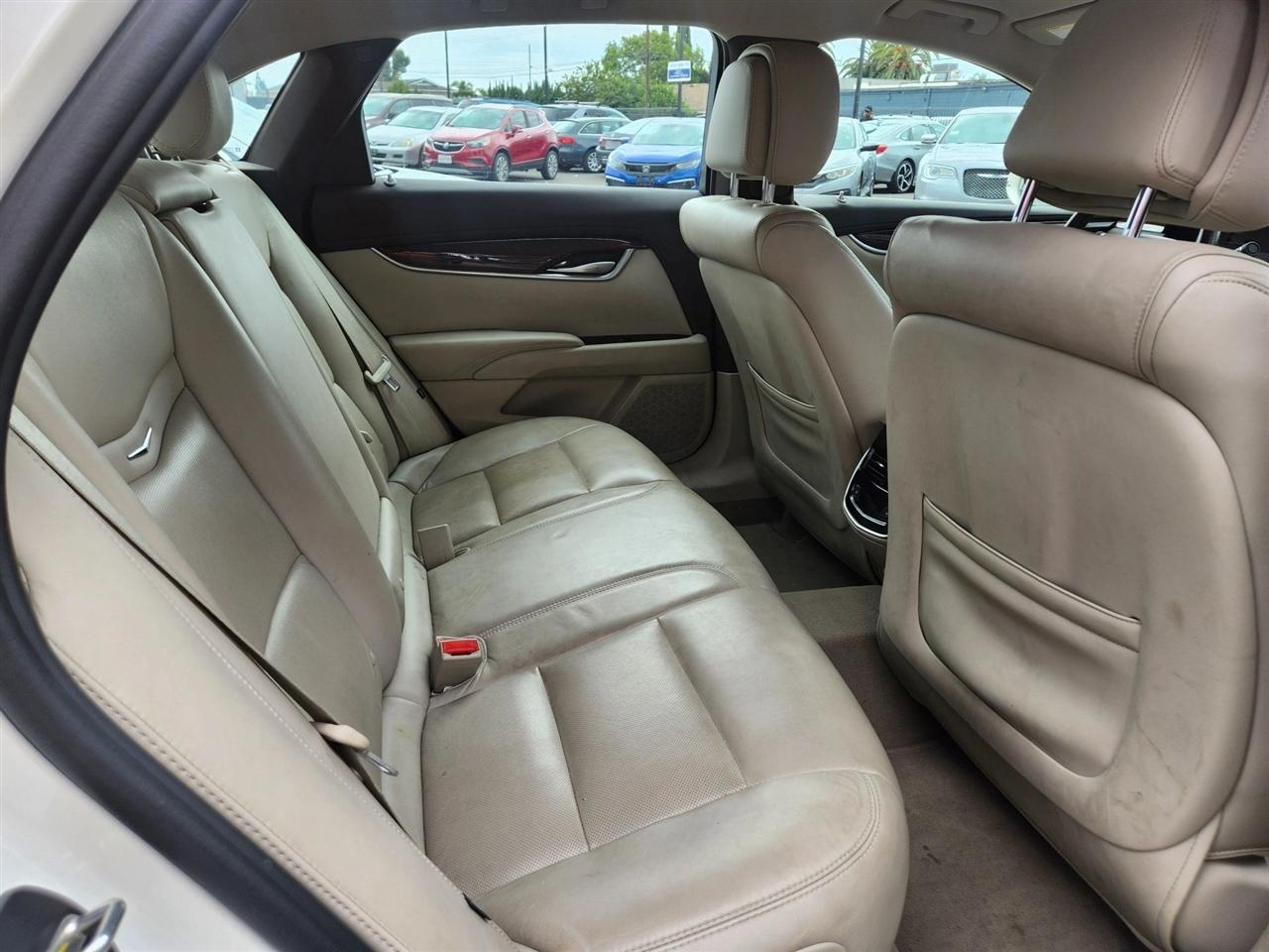 Cadillac XTS  2014