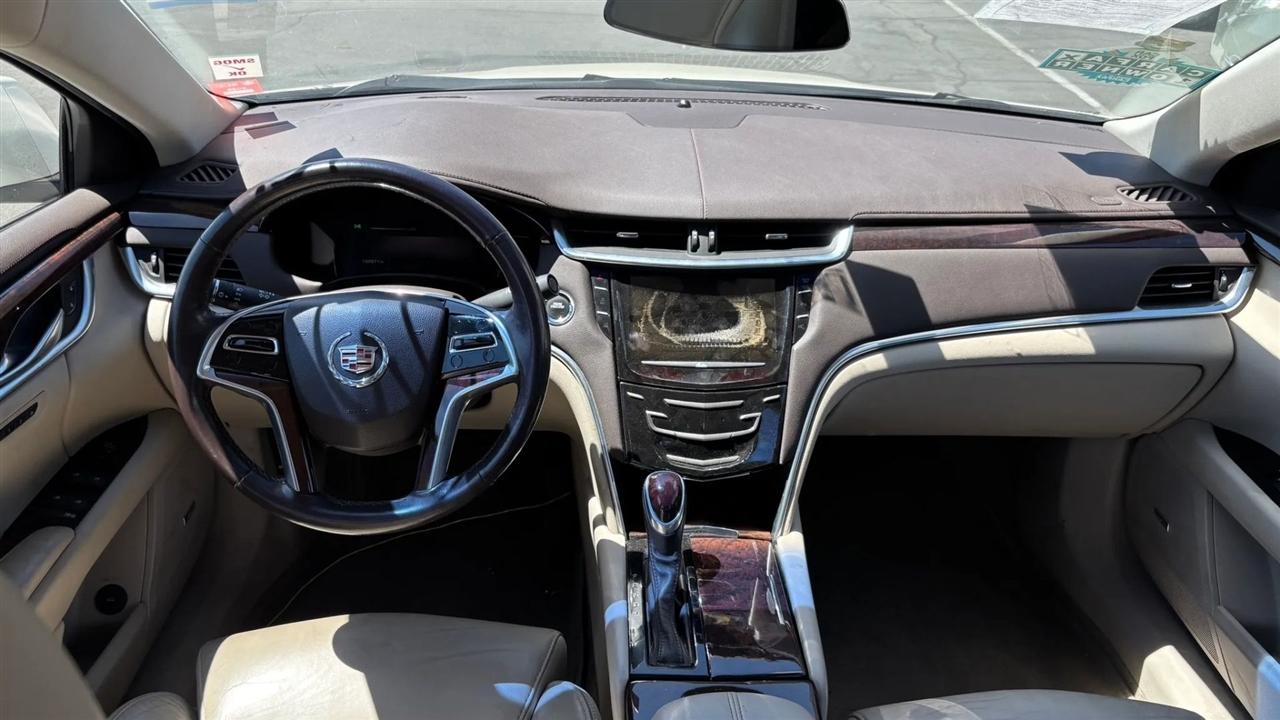 Cadillac XTS  2014