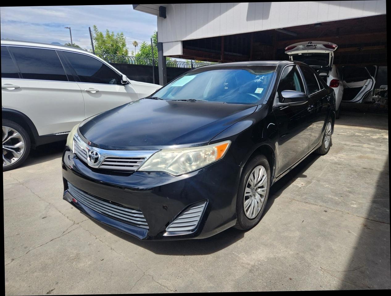 Toyota Camry  2014