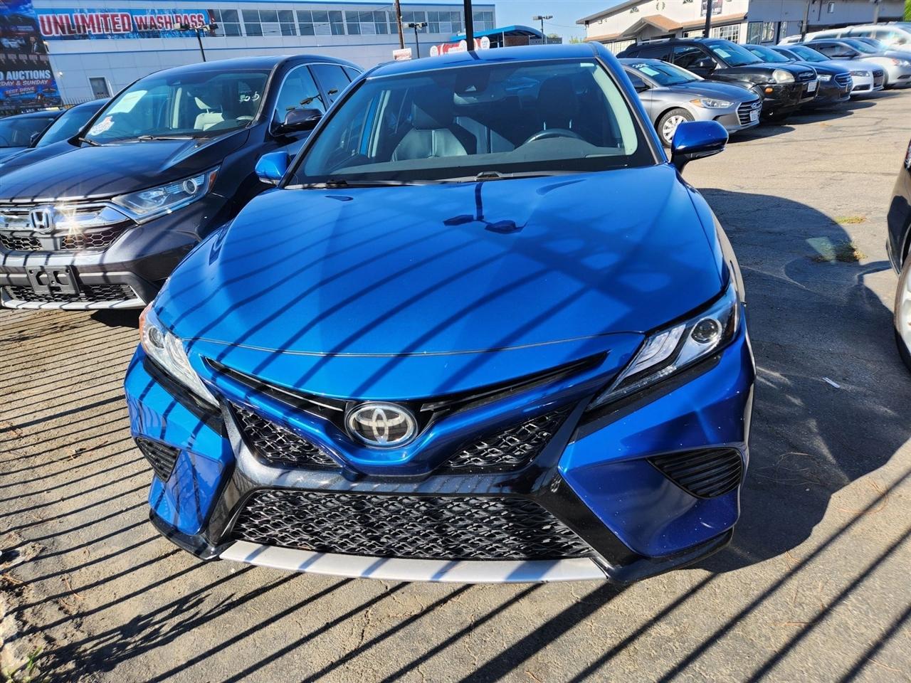 Toyota Camry  2020