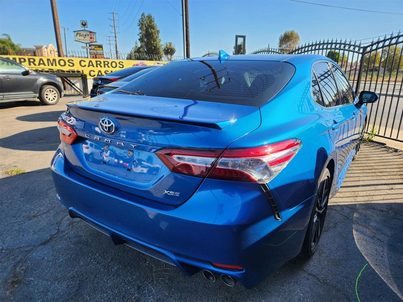 Toyota Camry  2020