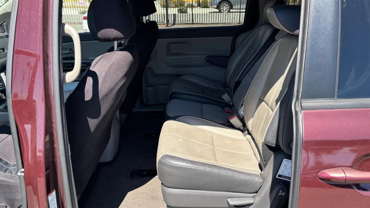 Kia Sedona  2017