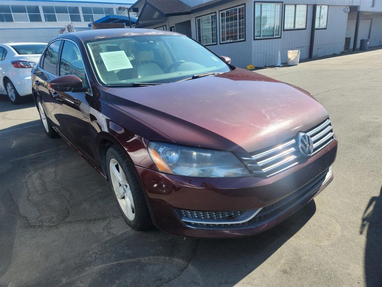 Volkswagen Passat  2012
