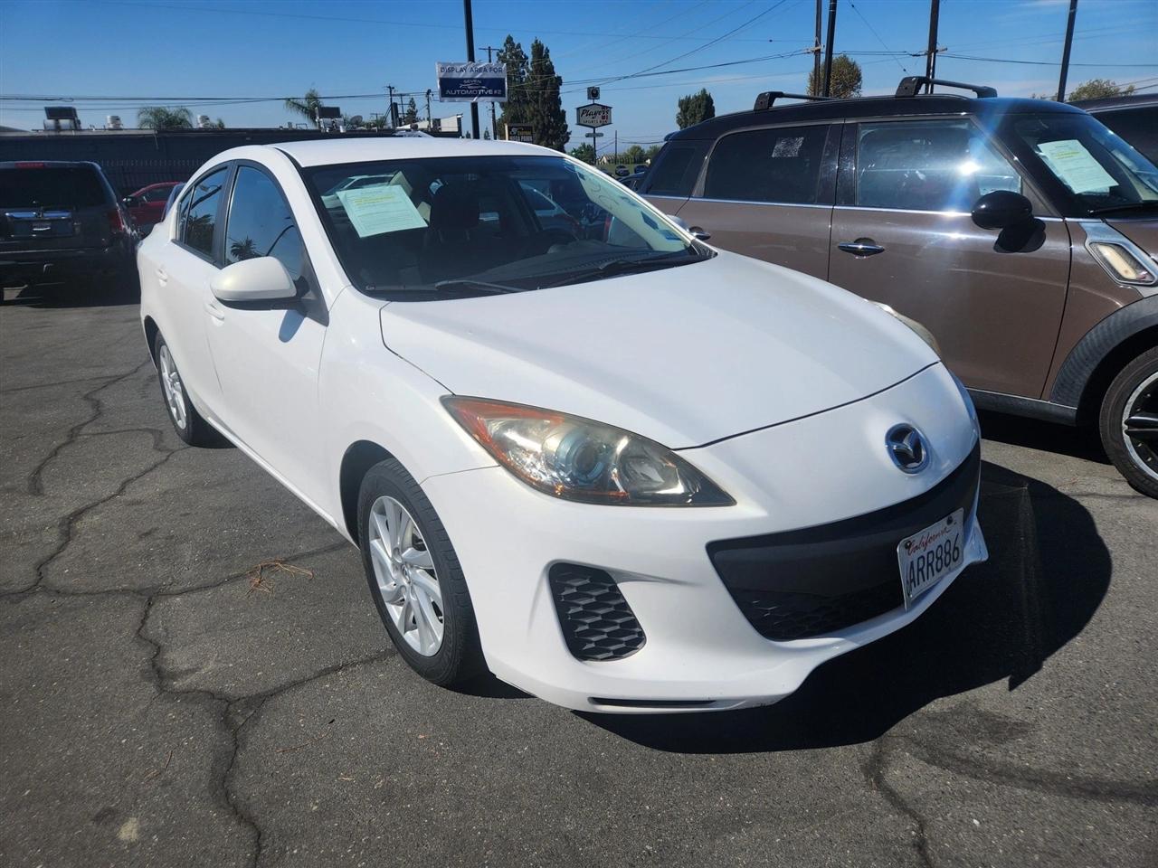 Mazda MAZDA3  2012