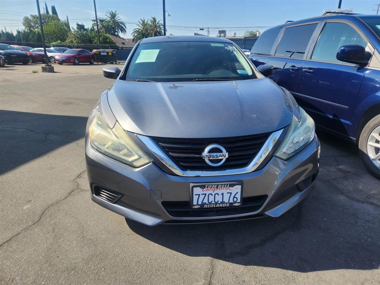 Nissan Altima  2017