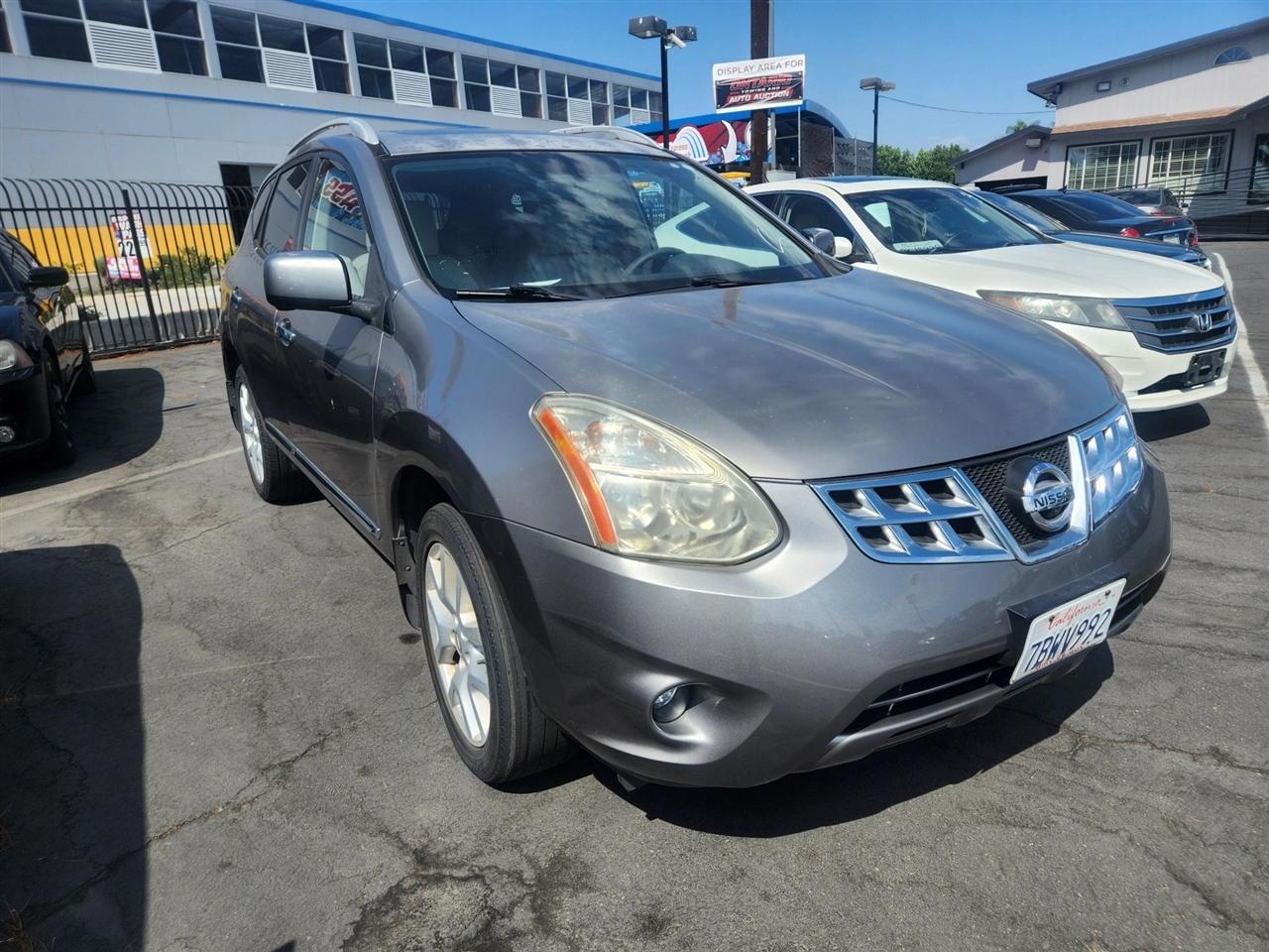 Nissan Rogue  2013