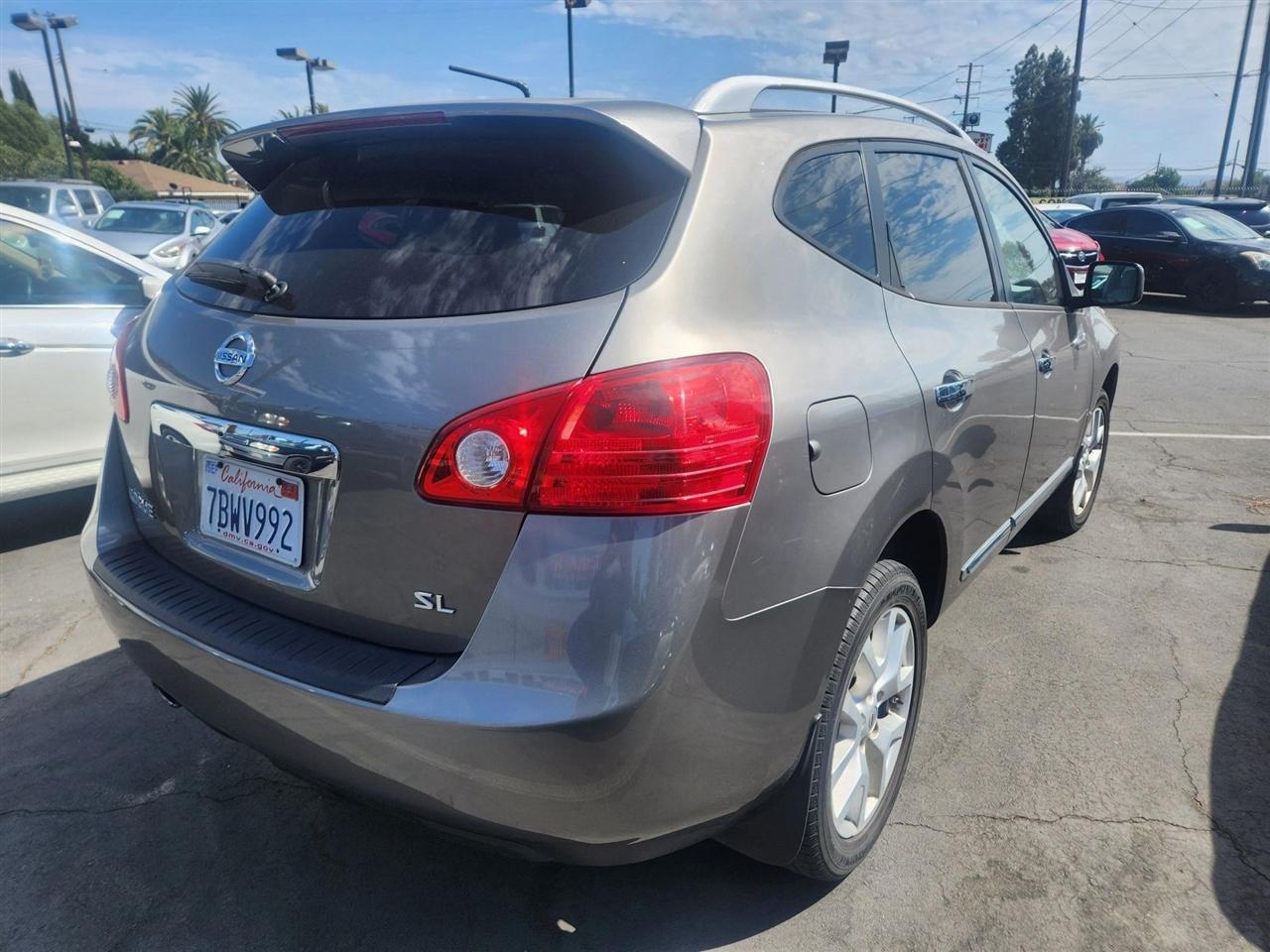 Nissan Rogue  2013