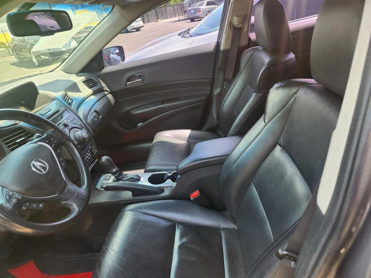 Acura ILX  2013