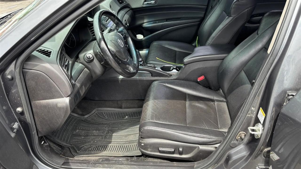 Acura ILX  2013