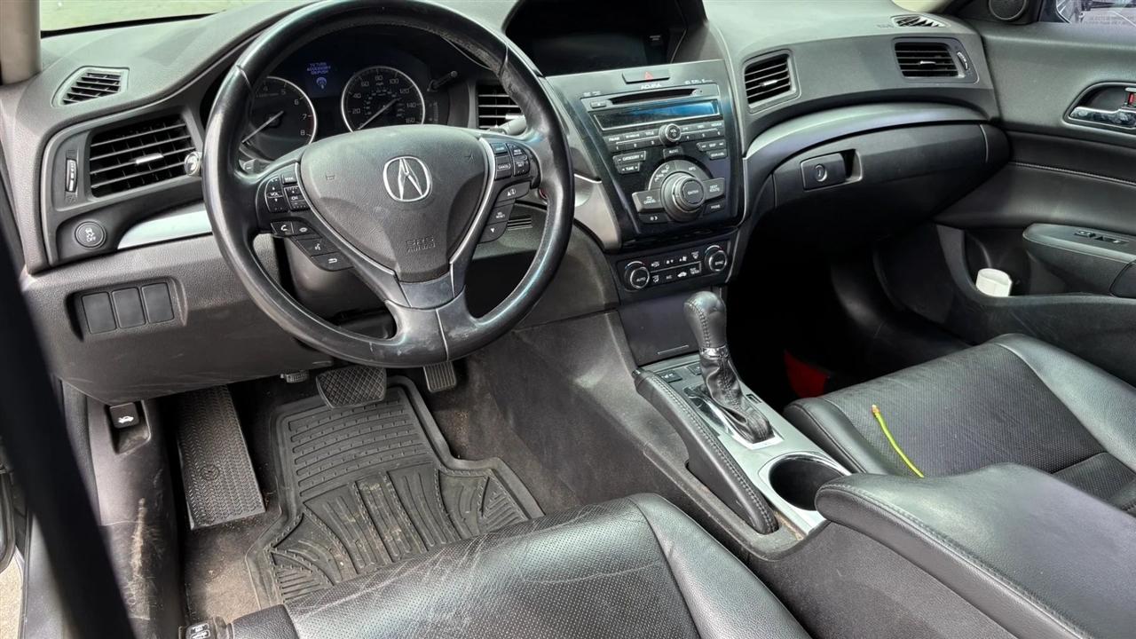 Acura ILX  2013