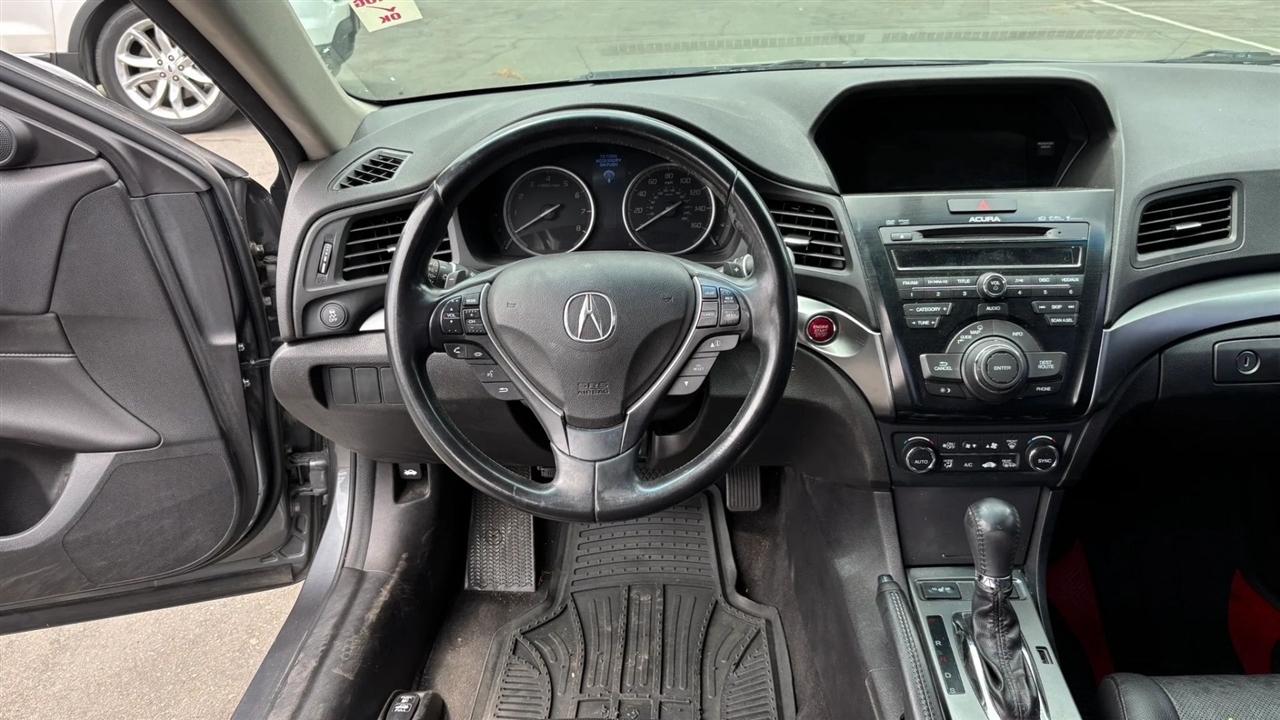Acura ILX  2013
