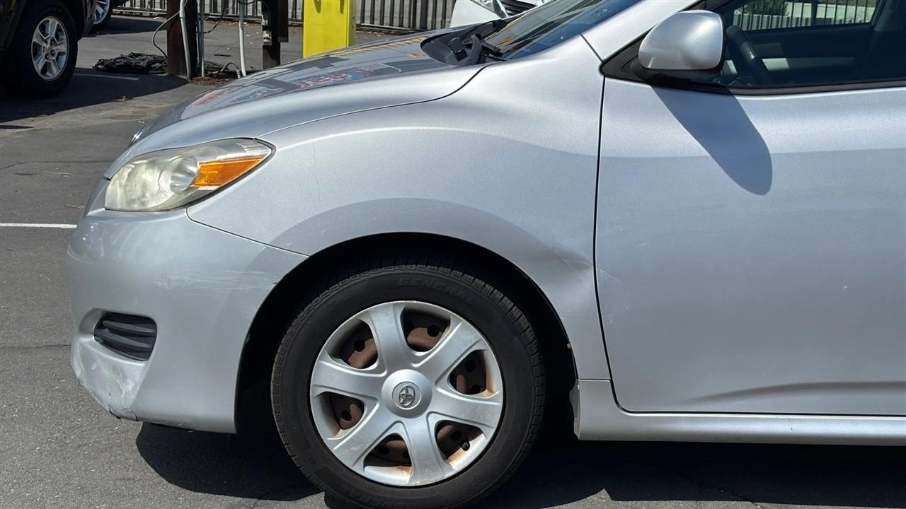 Toyota Matrix  2009