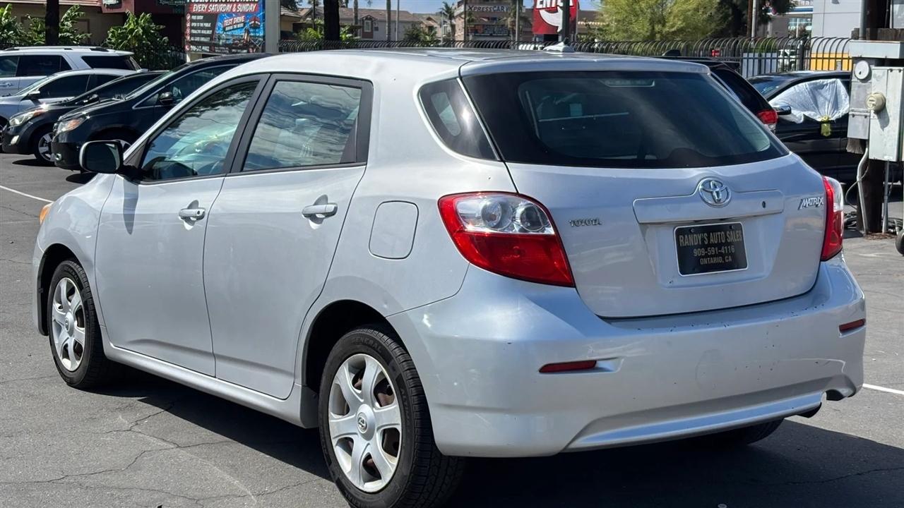 Toyota Matrix  2009