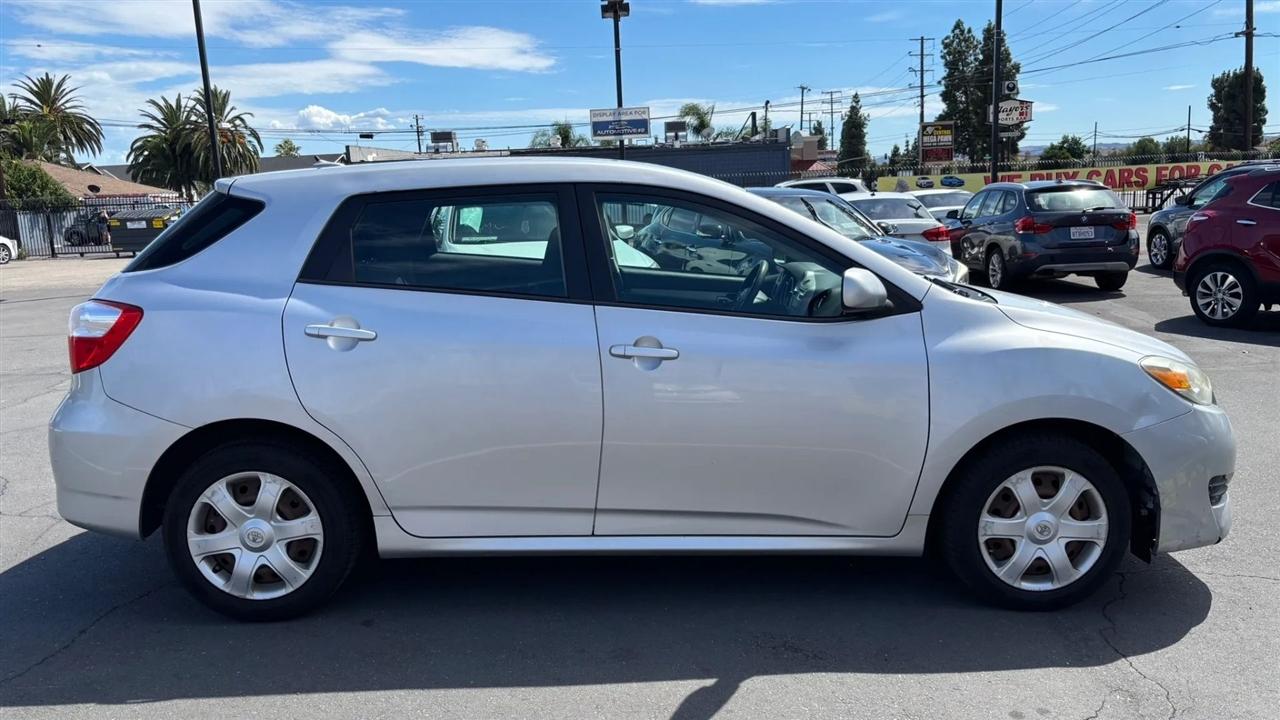 Toyota Matrix  2009