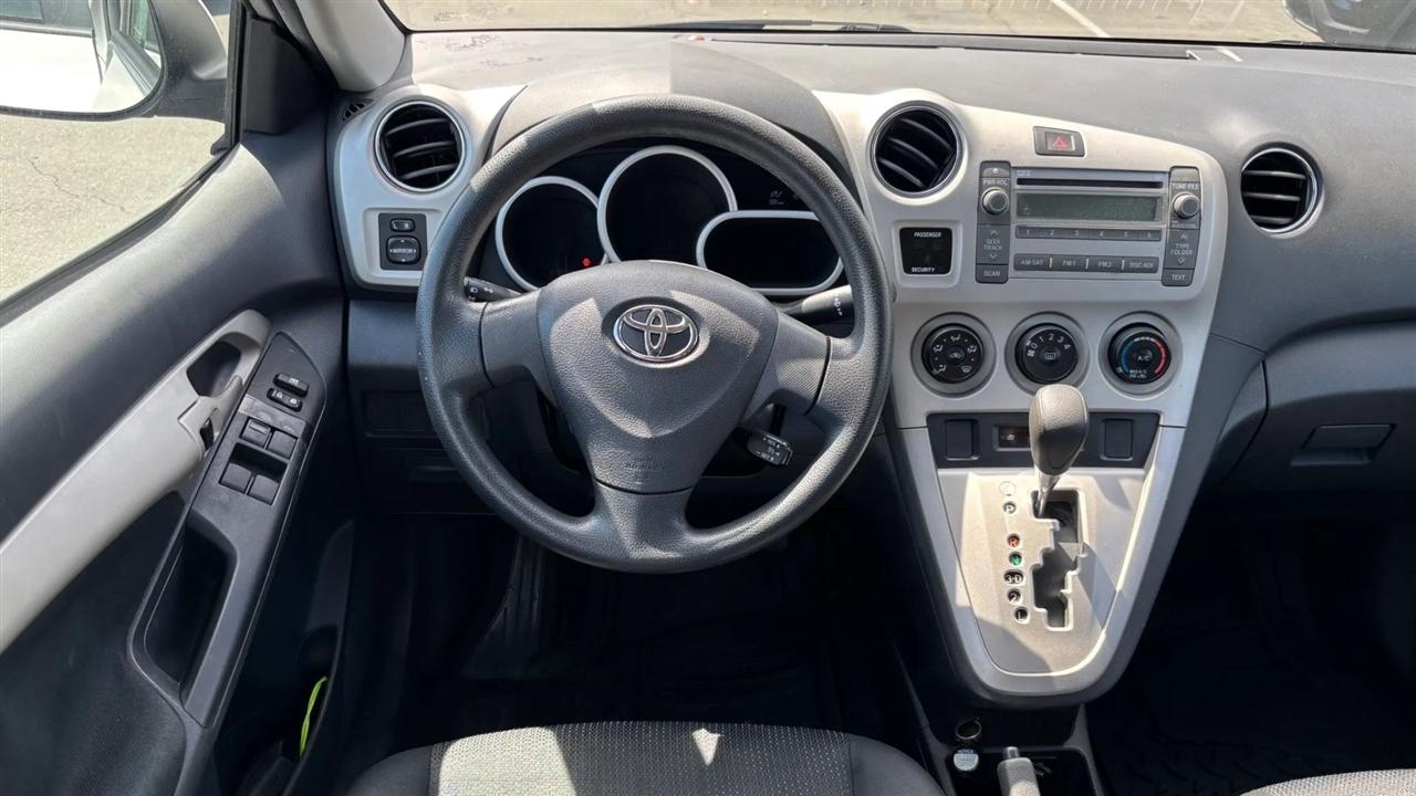 Toyota Matrix  2009