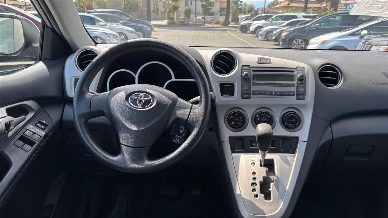 Toyota Matrix  2009