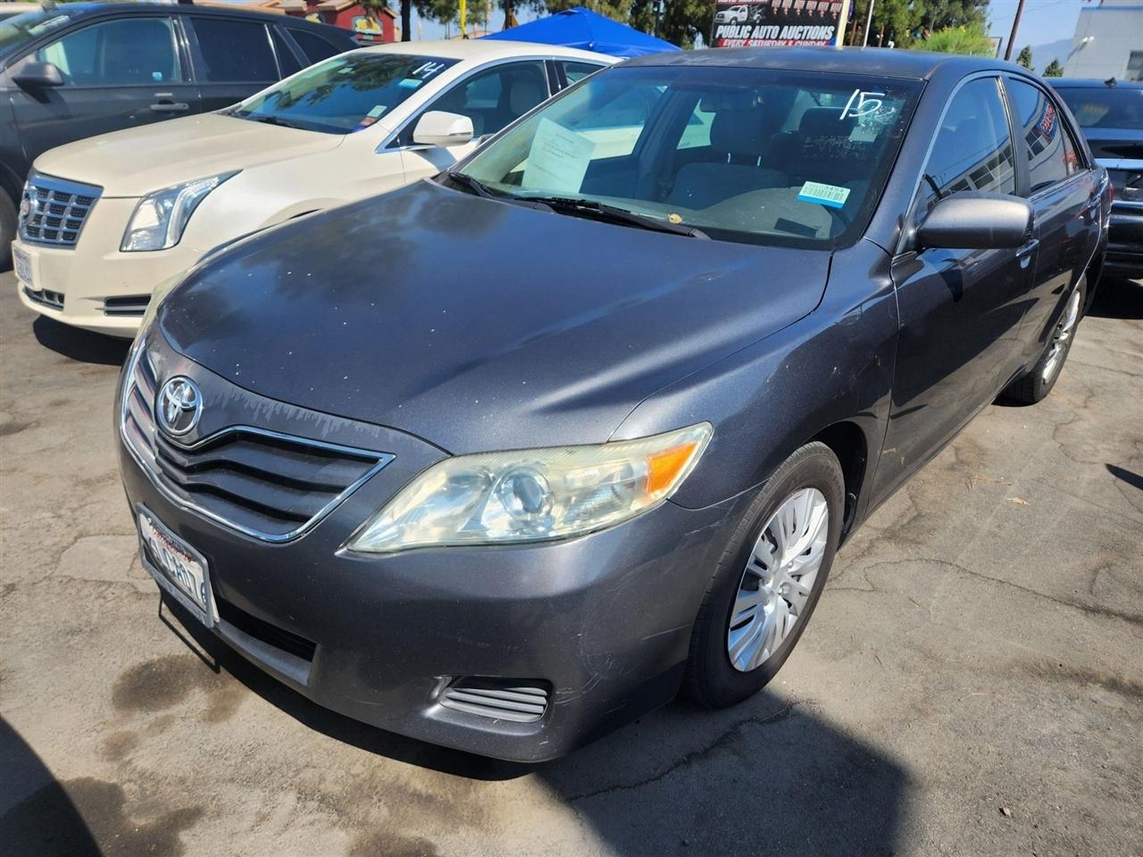 Toyota Camry  2010