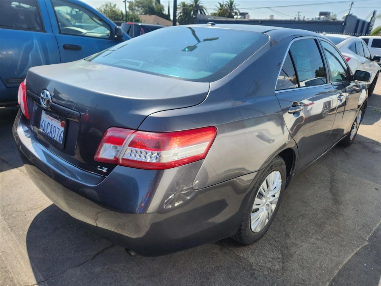 Toyota Camry  2010