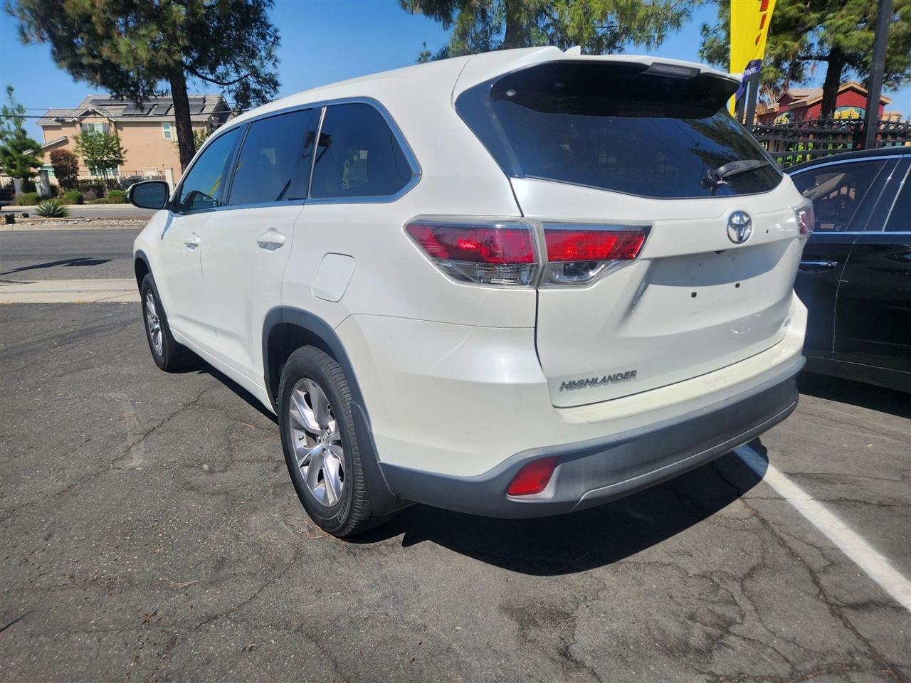 Toyota Highlander  2015