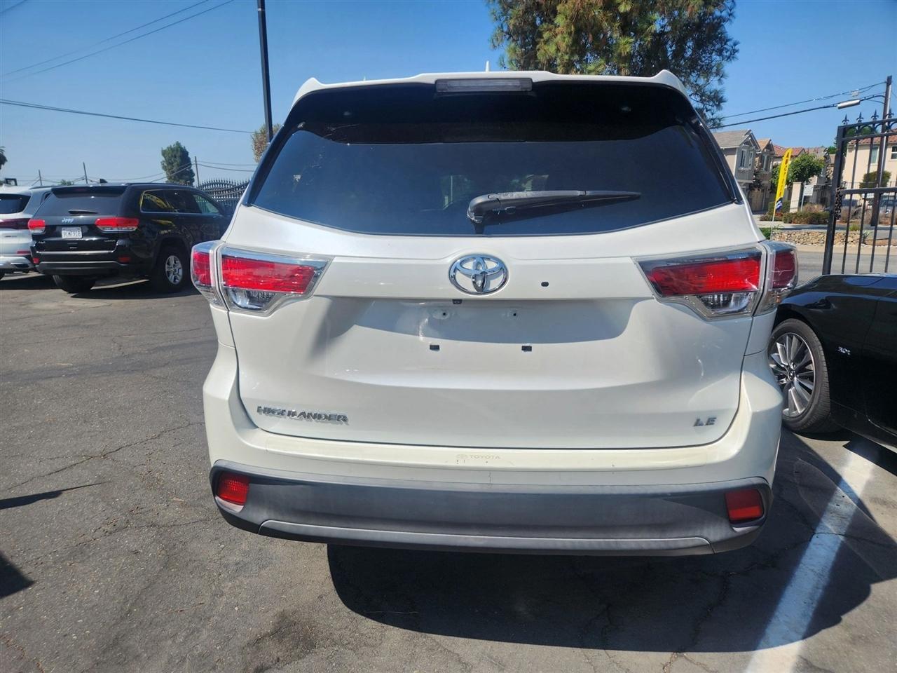 Toyota Highlander  2015