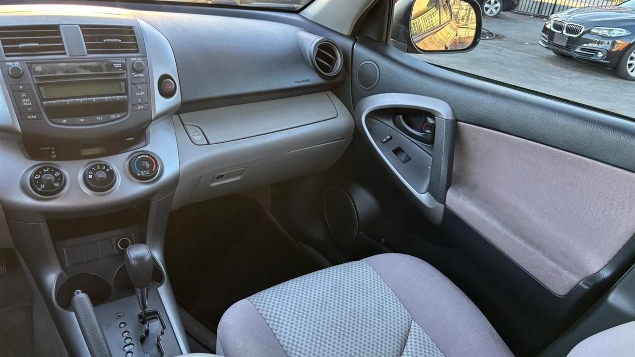 Toyota RAV4  2008