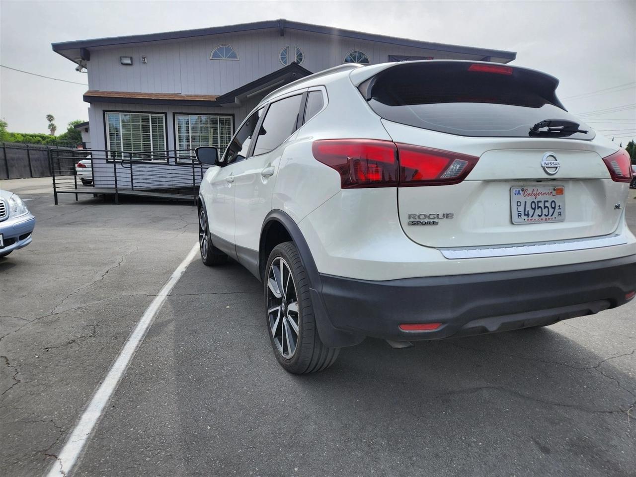 Nissan Rogue Sport  2018