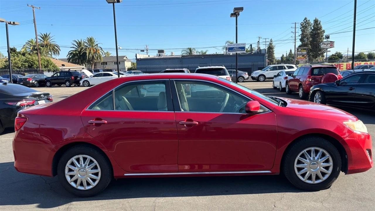 Toyota Camry  2012