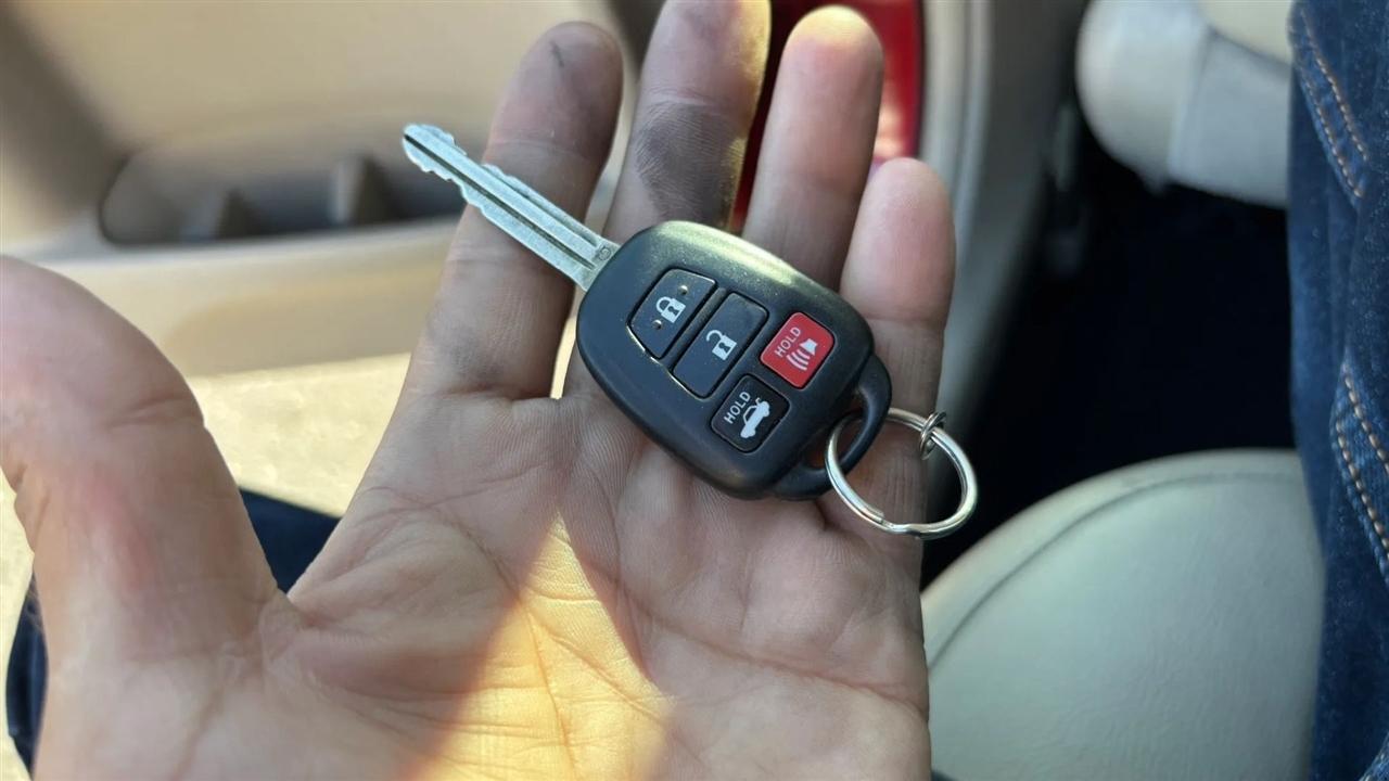 Toyota Camry  2012