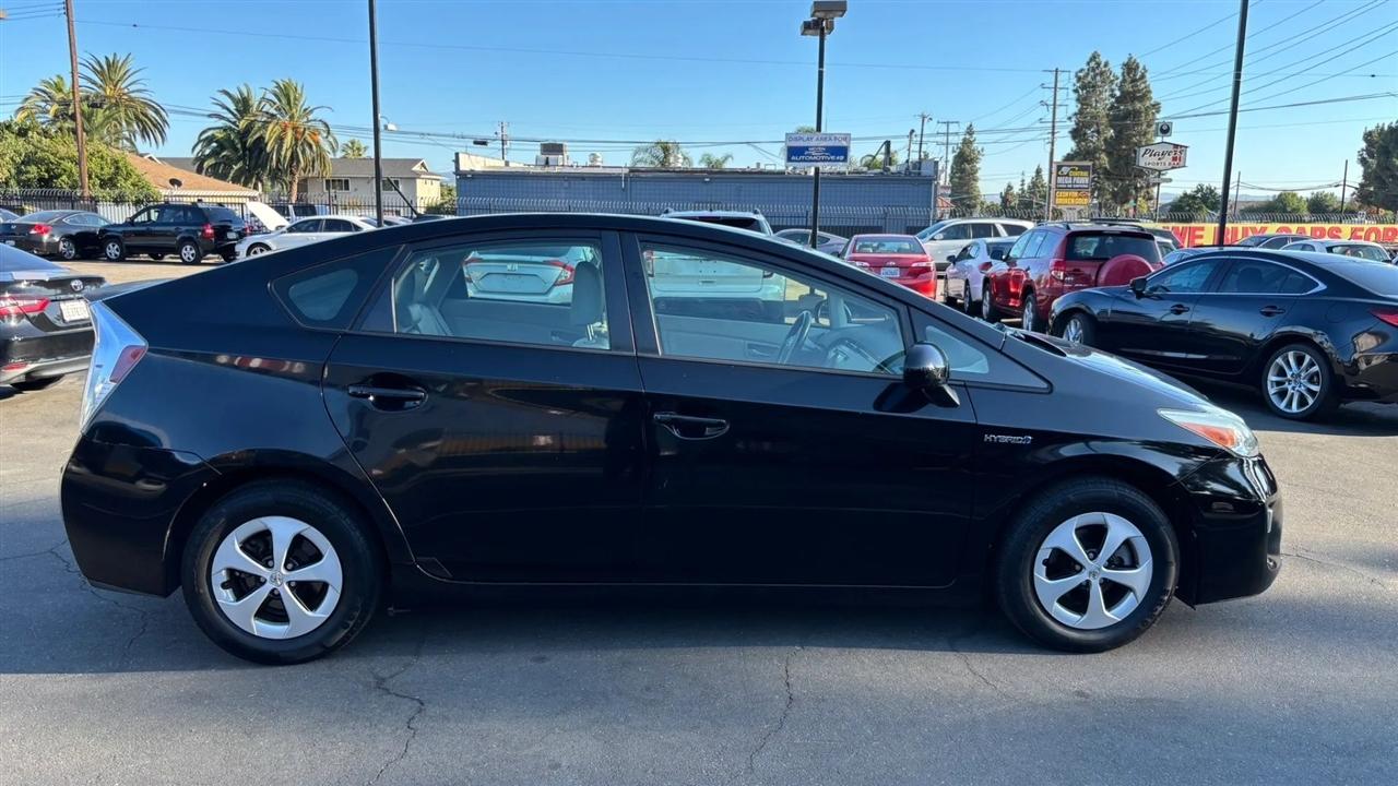 Toyota Prius  2014