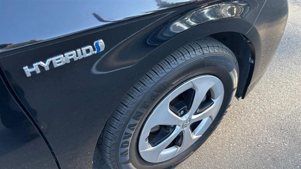 Toyota Prius  2014