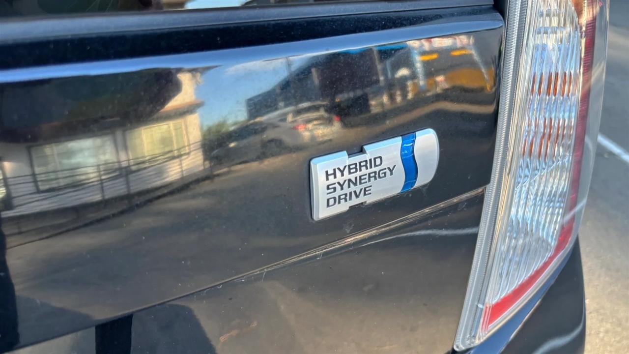 Toyota Prius  2014