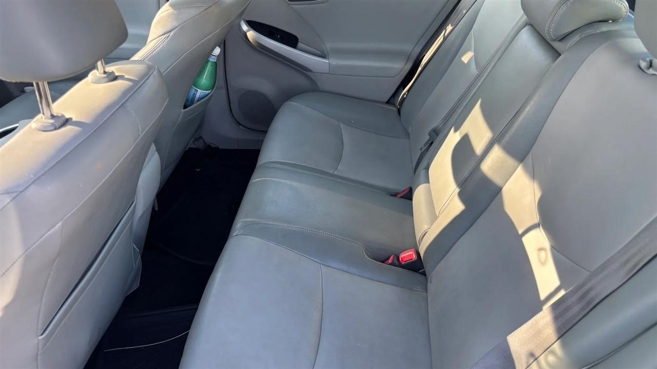 Toyota Prius  2014
