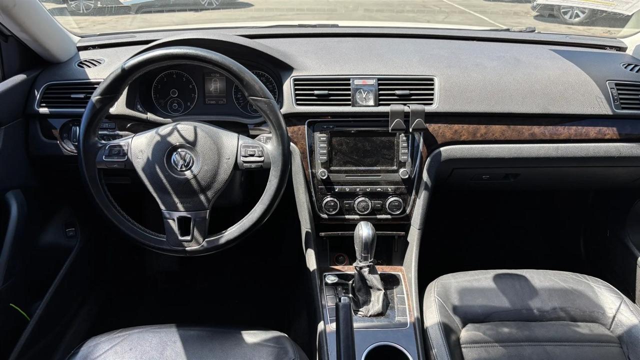 Volkswagen Passat  2014