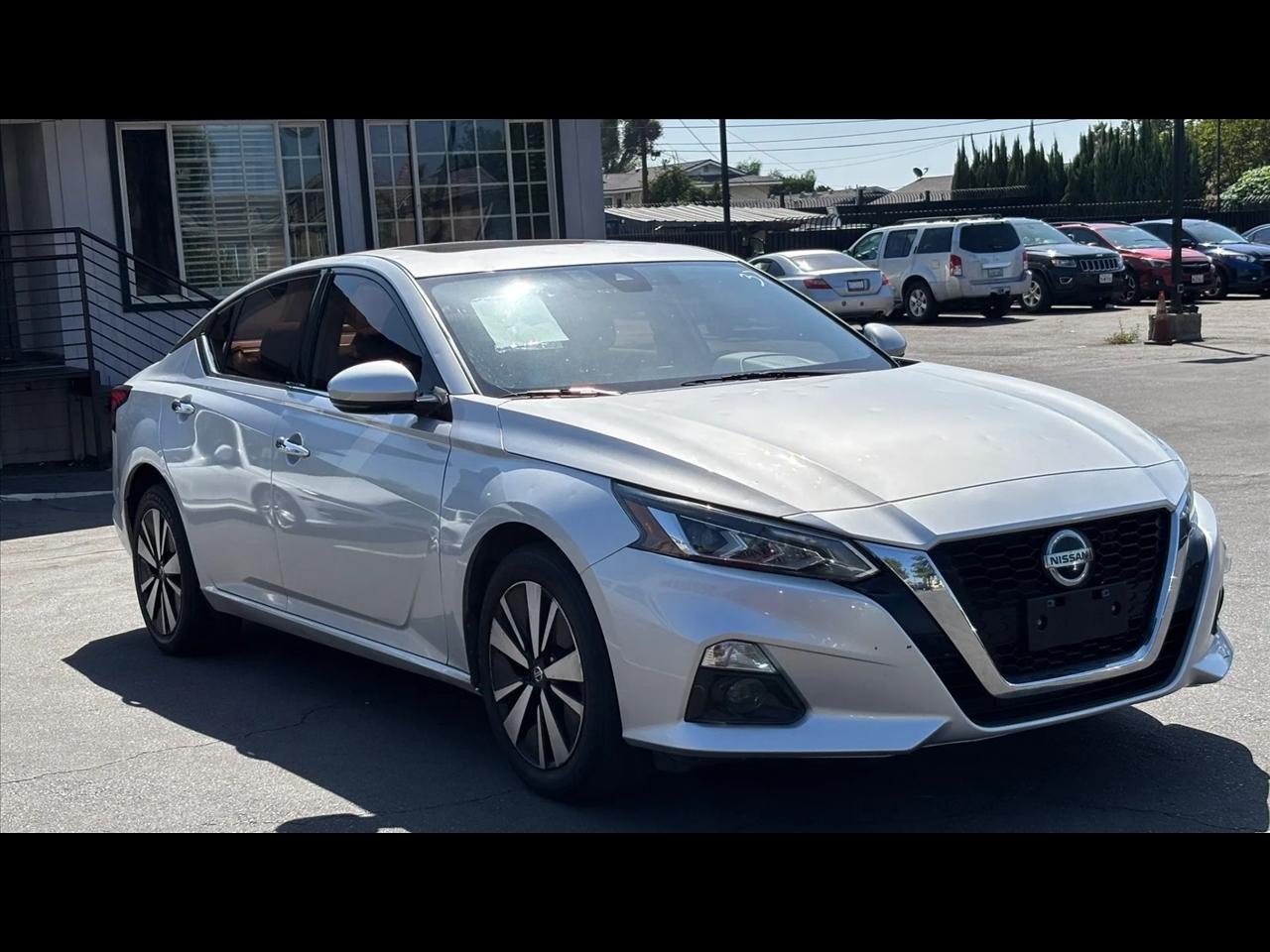 Nissan Altima  2020