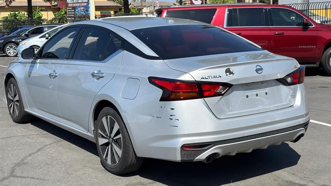 Nissan Altima  2020
