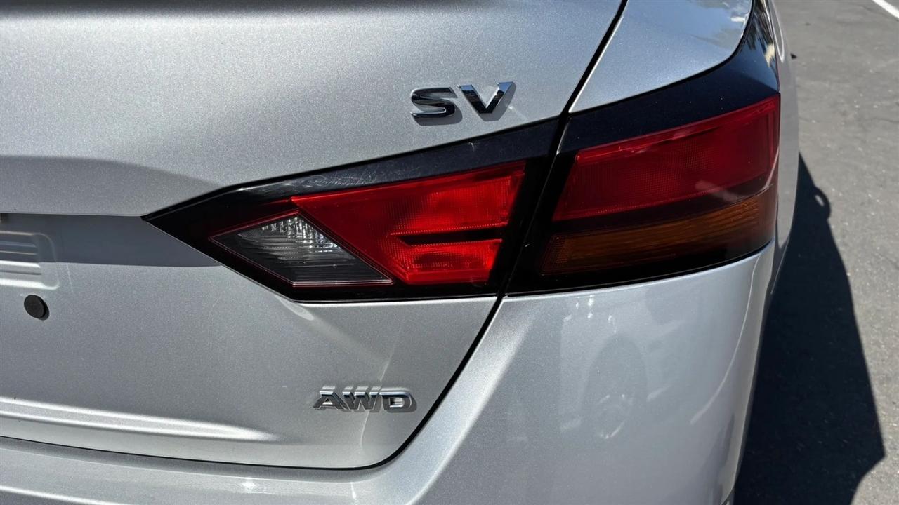 Nissan Altima  2020