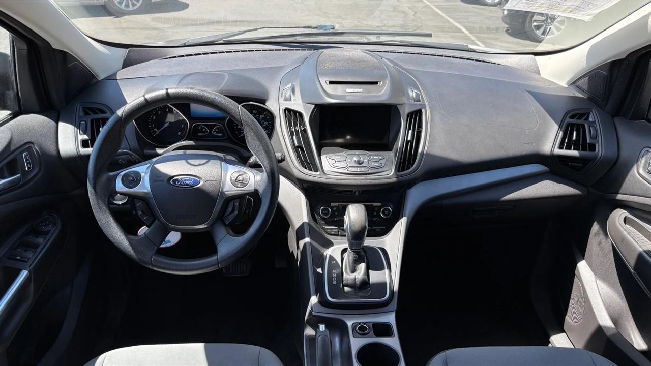 Ford Escape  2014
