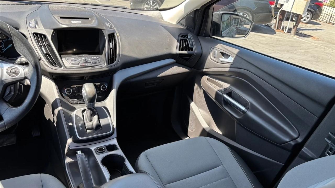 Ford Escape  2014