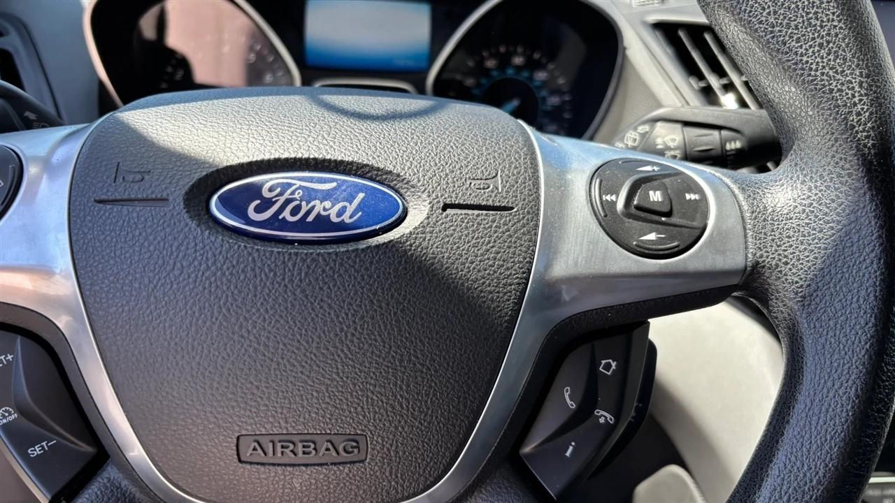 Ford Escape  2014