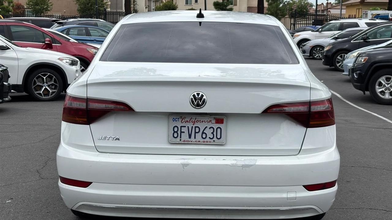 Volkswagen Jetta  2019