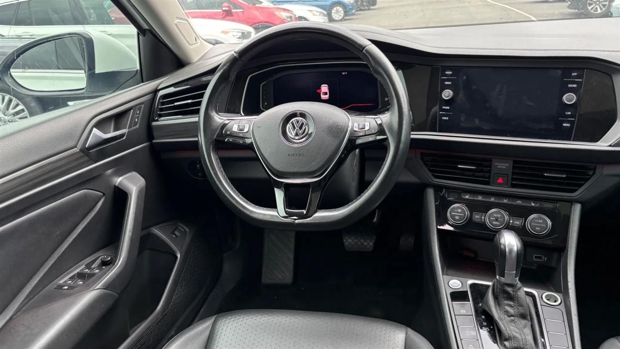 Volkswagen Jetta  2019