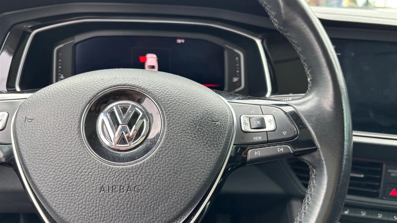 Volkswagen Jetta  2019