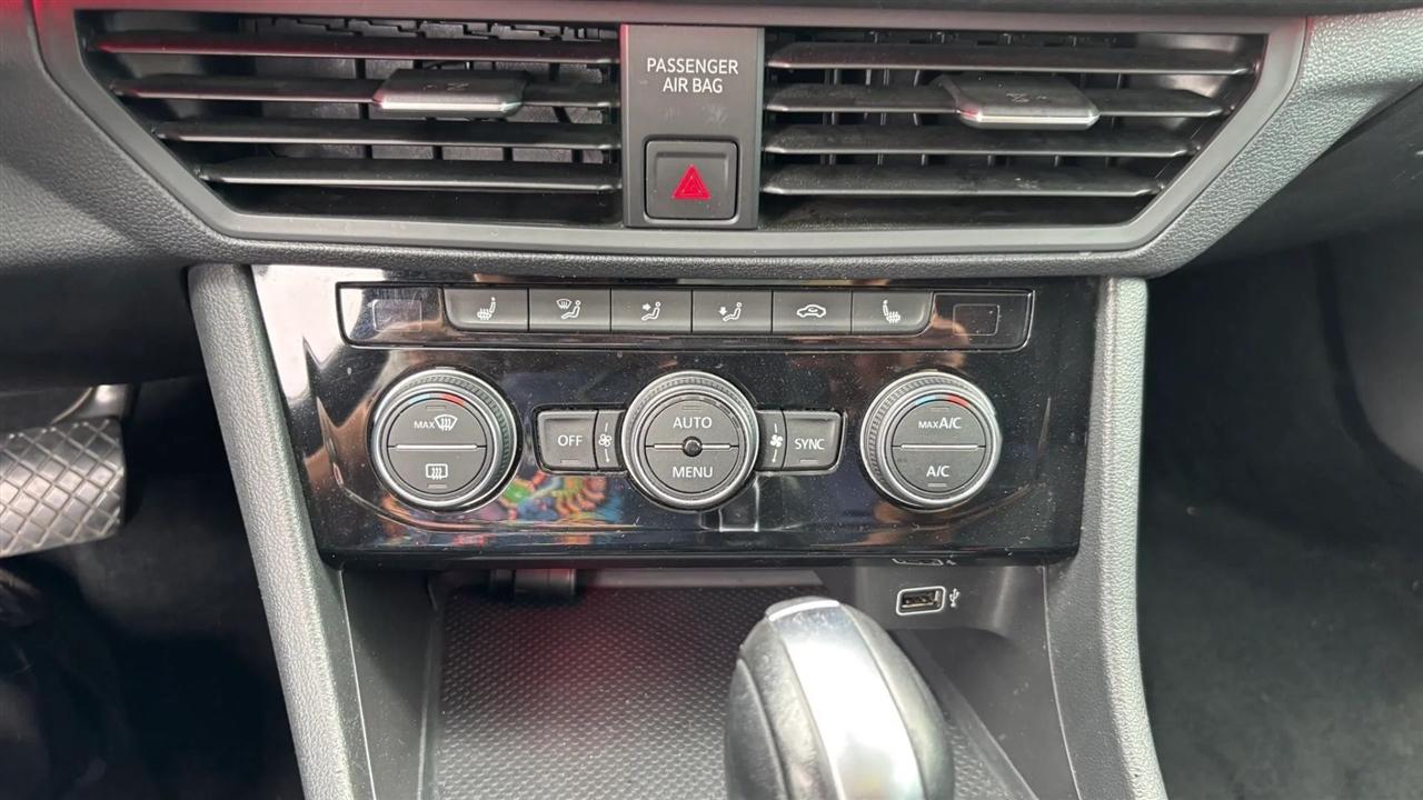 Volkswagen Jetta  2019