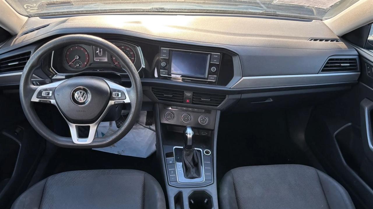 Volkswagen Jetta  2019
